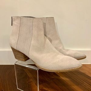 Dolce Vita Ankle Booties